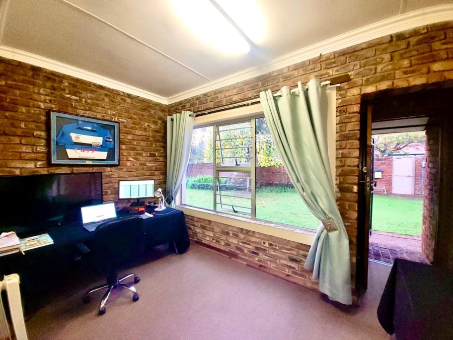 4 Bedroom Property for Sale in Baillie Park North West
